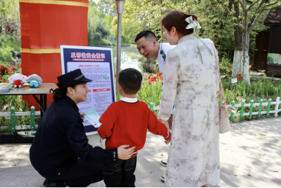 “铲毒瘤 倡新风”！浙江嘉善多方联动 推动反邪教警示教育走深走实509.png